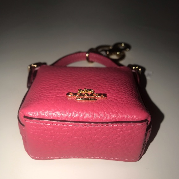 Cutest Bag Charm Keychain Coach Fuchsia 🌺 NWT - Picture 6 of 16